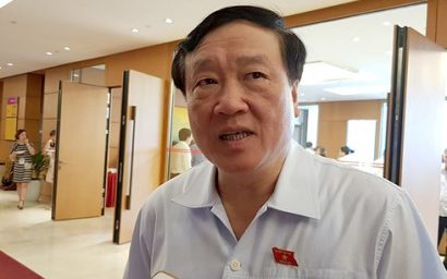  Chánh án TANDTC Nguyễn Hoà Bình trả lời báo chí sáng 30/5