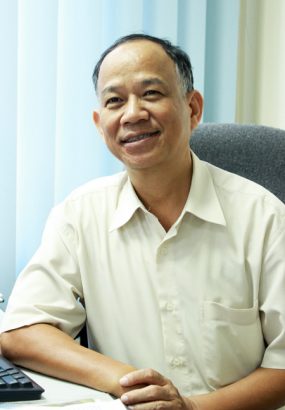 Chuyên gia kinh tế Nguyễn Minh Phong trao đổi với PV Pháp lý