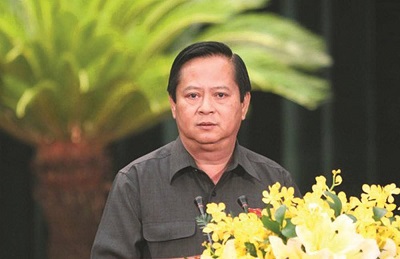 Nguyên Phó Chủ tịch UBND TP.HCM Nguyễn Hữu Tín bị khởi tố do liên quan Vũ “nhôm”