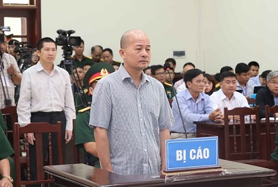 Bị cáo Đinh Ngọc Hệ (tức Út “trọc”), nguyên Phó Tổng Giám đốc Tổng Công ty Thái Sơn (Bộ Quốc phòng) tại phiên tòa xét xử sơ thẩm hồi cuối tháng 10