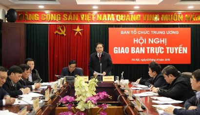  Đồng chí Phạm Minh Chính phát biểu kết luận Hội nghị giao ban